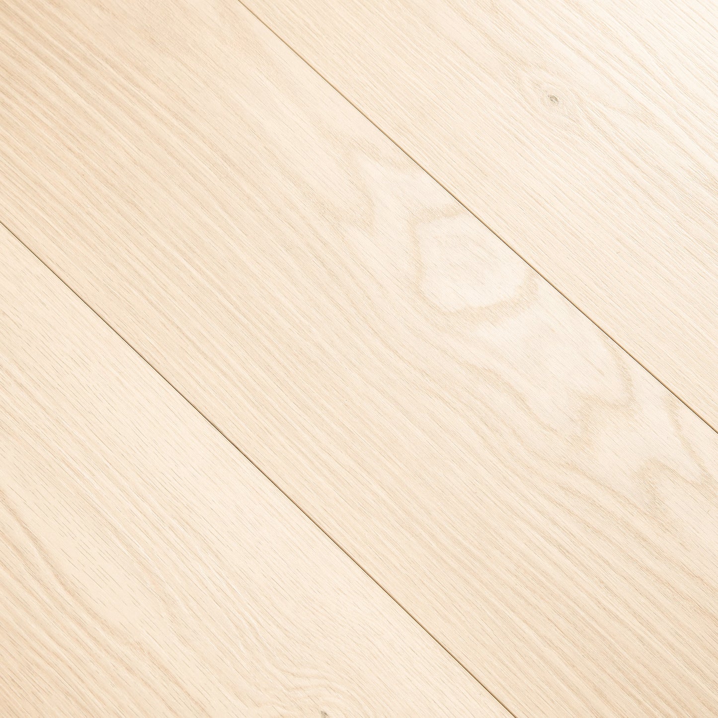 Soft Heritage Oak - Wood Essence Aqua Water Resistant 12mm Laminate Flooring