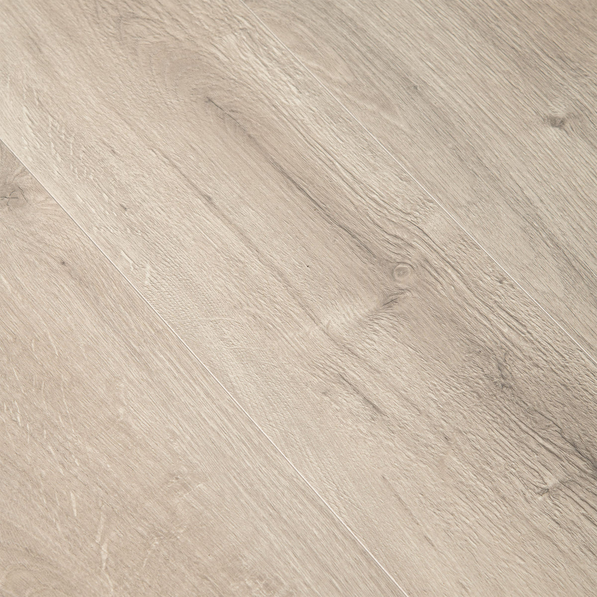 Light Creme Oak - Wood Essence Aqua Water Resistant 12mm Laminate Flooring