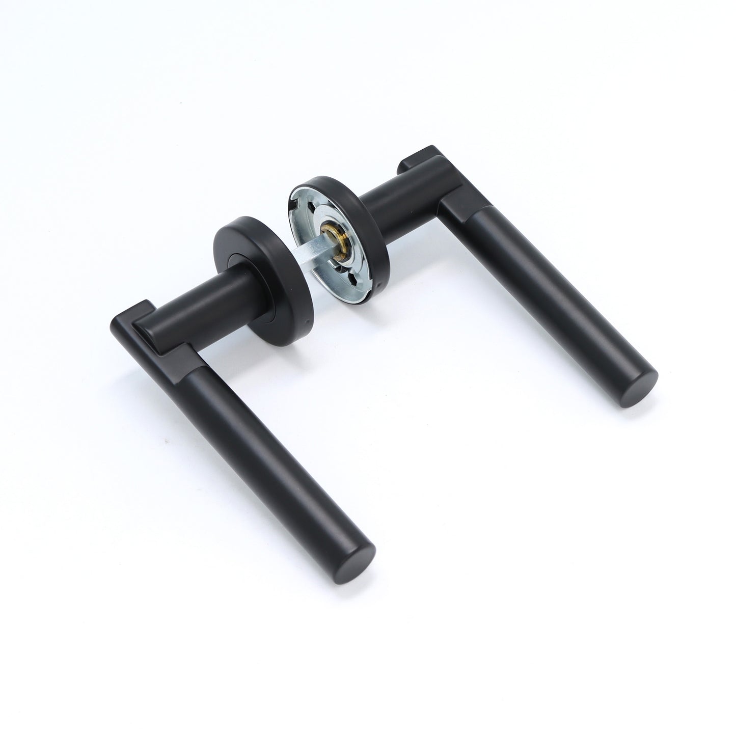 Superior Titan Lever on Round Rose Handle Set - Matt Black (123481)