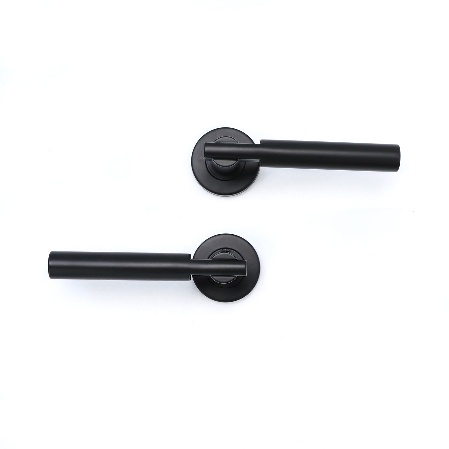 Superior Titan Lever on Round Rose Handle Set - Matt Black (123481)