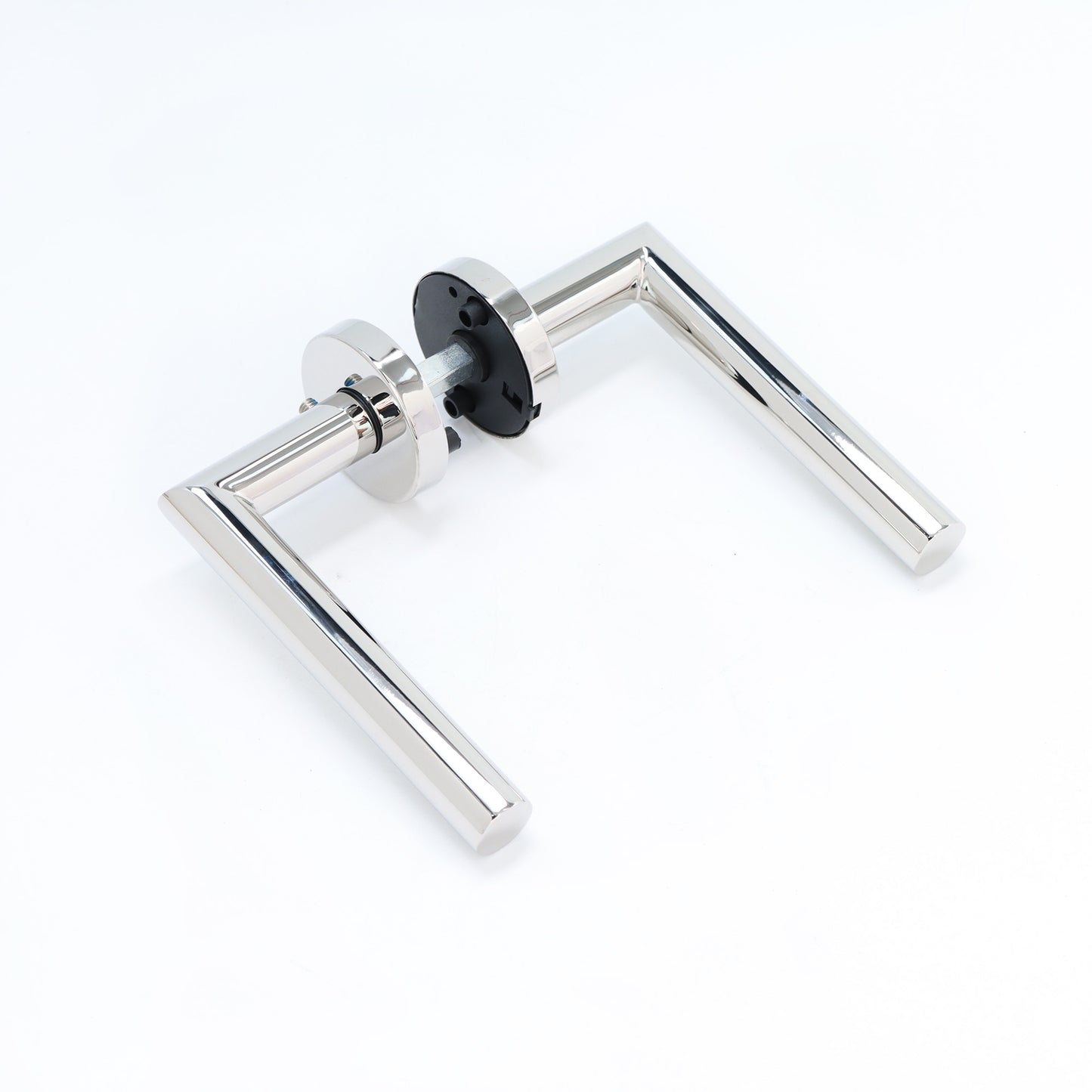 Lifestyle Alpha Lever on Round Rose Handle Set - Polished Chrome (123567)