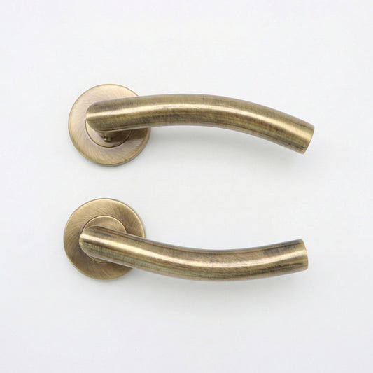 Superior Miranda Lever on Round Rose CE13 Fire Door Handle Set - Antique Brass (123556)