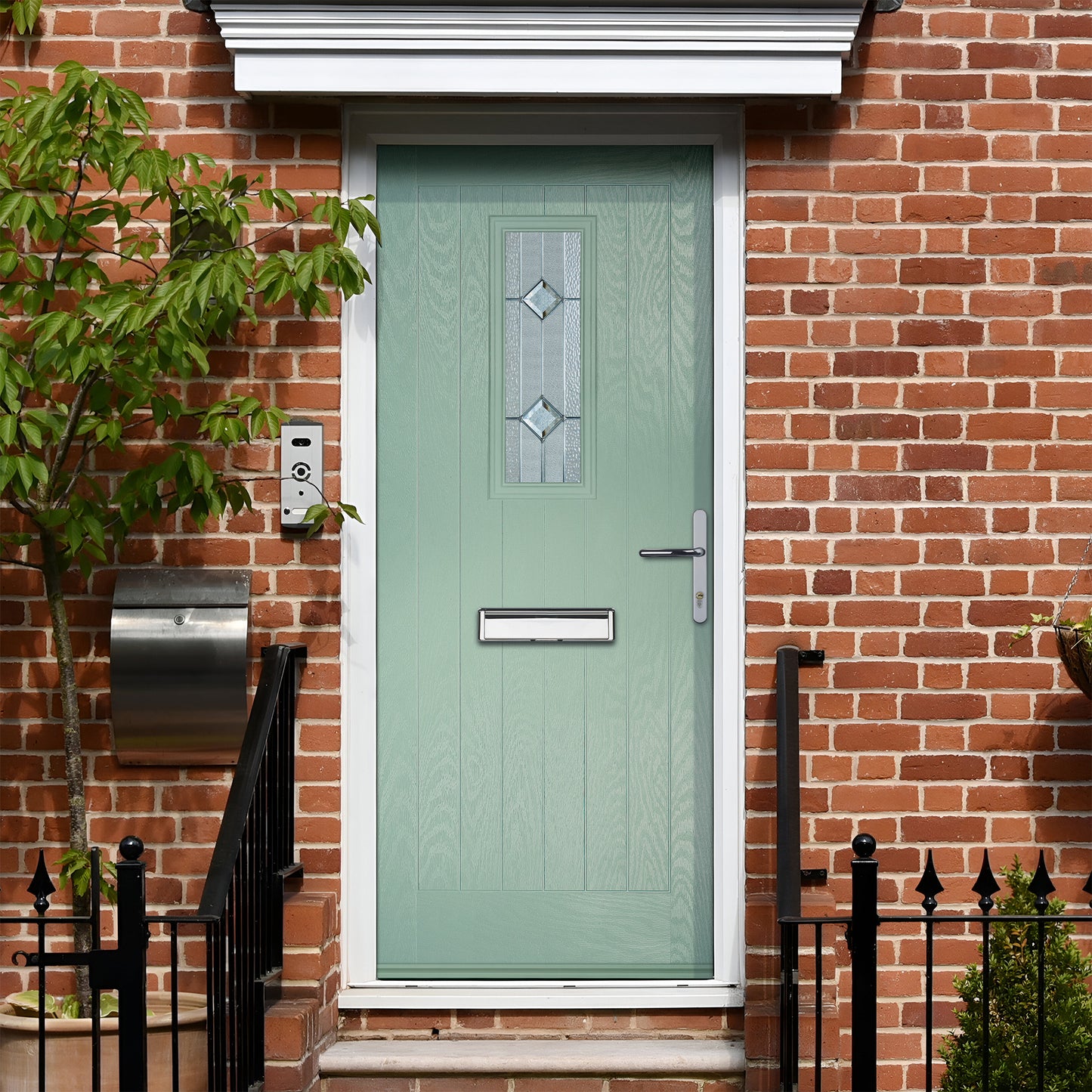 Goswell Chartwell Green Pre-Hung Venice Glass Composite Front Door Set
