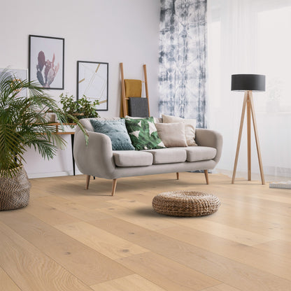 Brushed White Oak - 14mm UV Oiled Engineered Real Wood Flooring (124567)