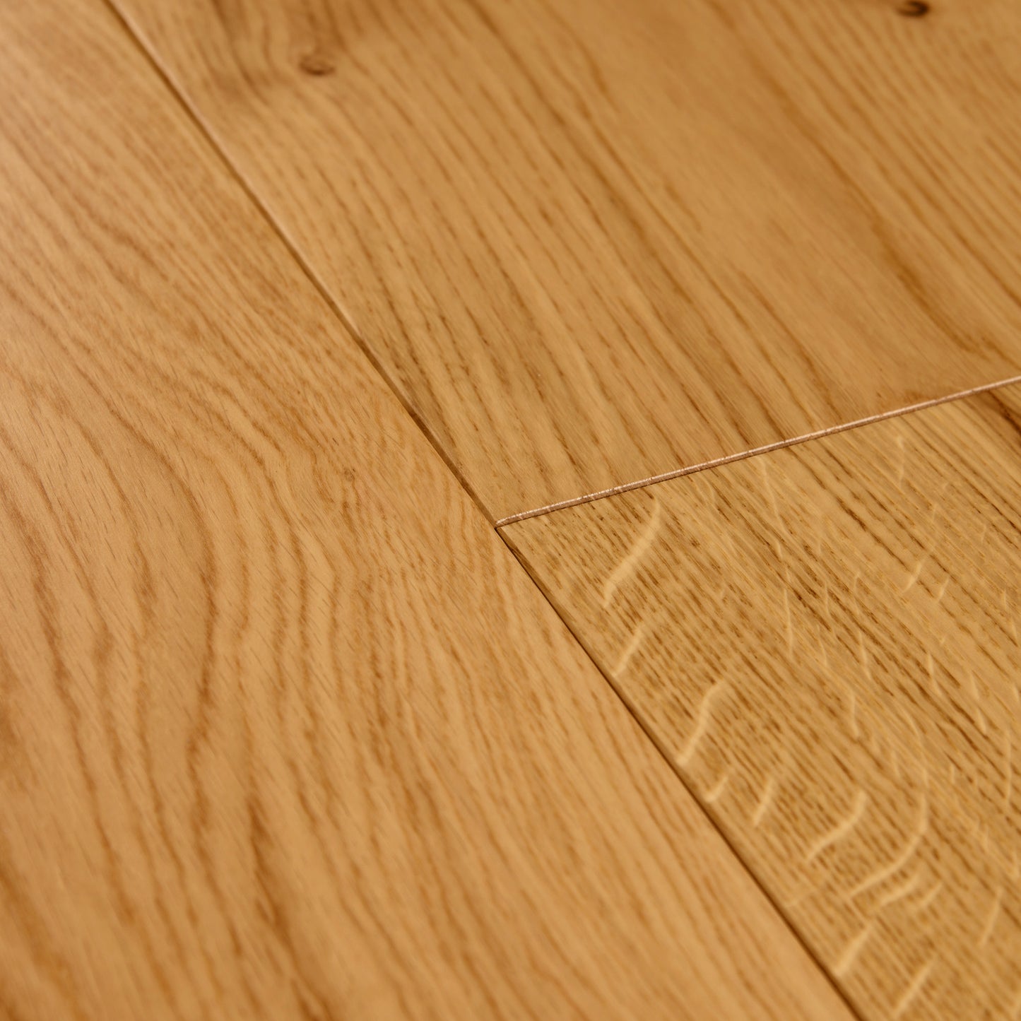 Natural Oak - Herringbone 18mm UV Lacquered Solid Real Wood Flooring