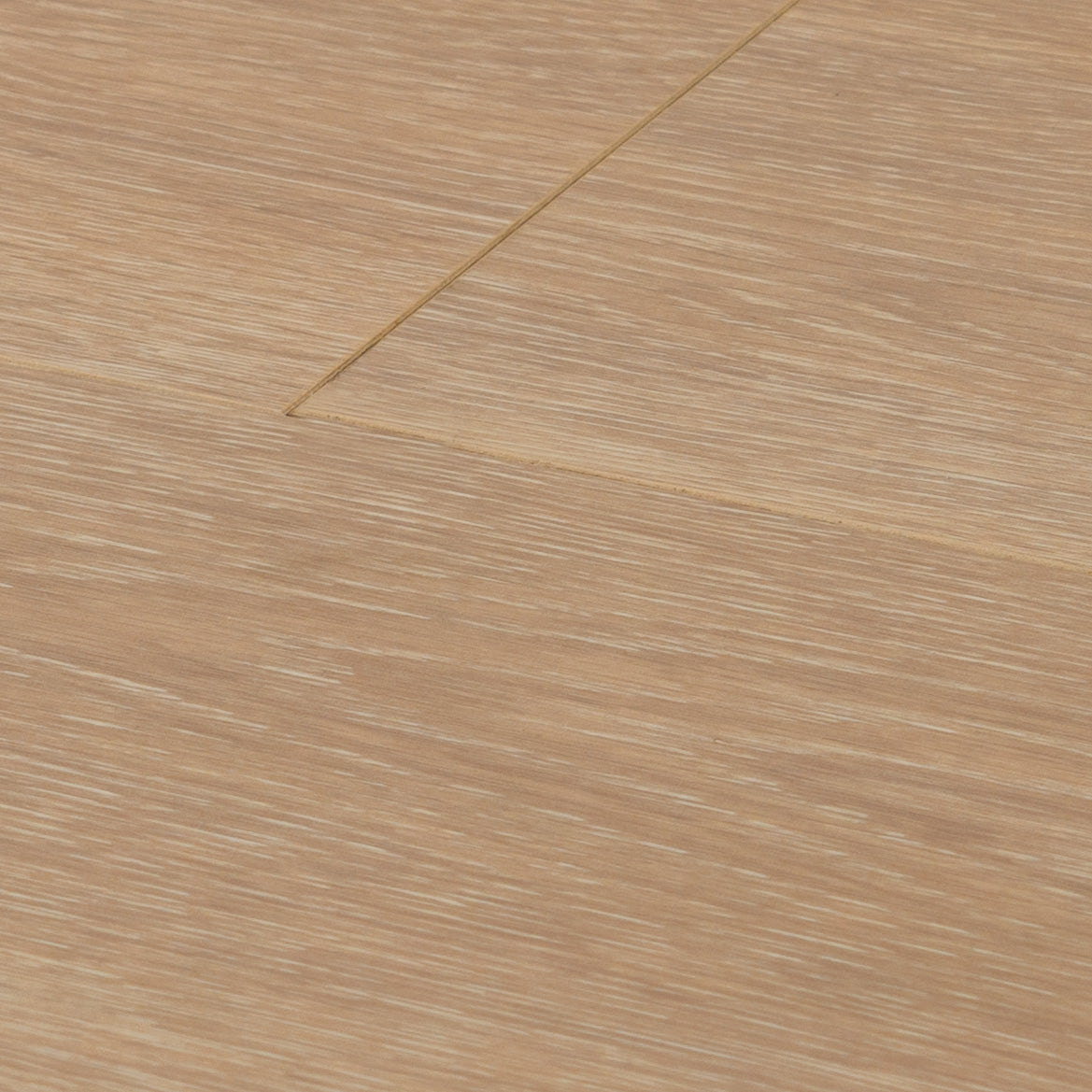 Rossini Oak - 8mm Water Resistant Laminate Flooring (62002245)