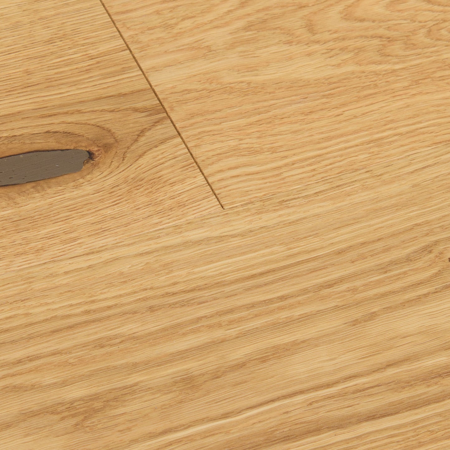 Natural Oak - 14x164x2230mm Light Brushed Engineered Real Wood Flooring (EOTG14x164NAT)