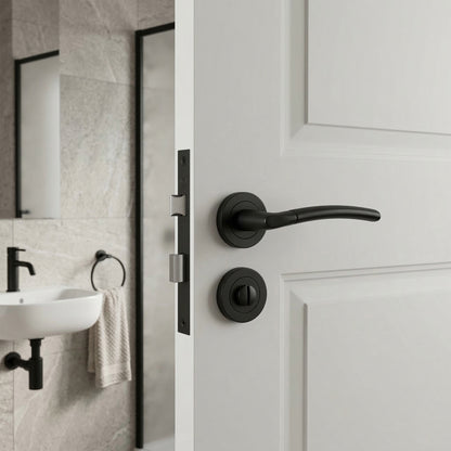 Zoom Internal Bathroom Lever Handle On Round Rose Pack - Matt Black