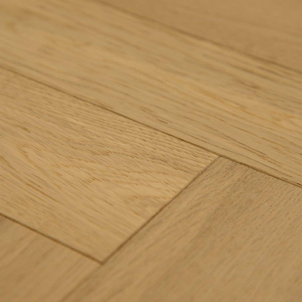 Invisible Light Brushed Oak - Herringbone 14mm Matt Lacquered Engineered Real Wood Flooring (124562)