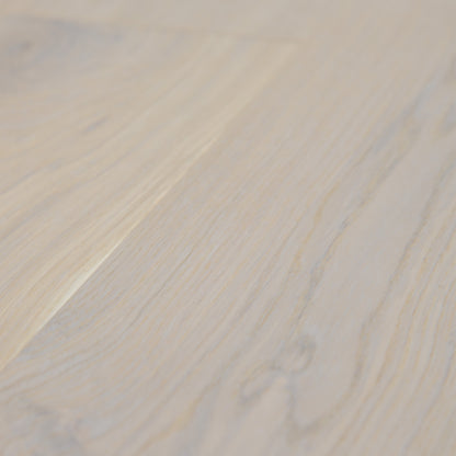 New White Oak - 14x164x2230mm Light Brushed Engineered Real Wood Flooring (EOTG14x164NW)